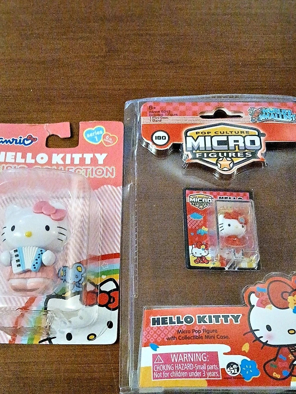 Sanrio Hello Kitty Music Collection Collectible Figures Pink & Blue NWT